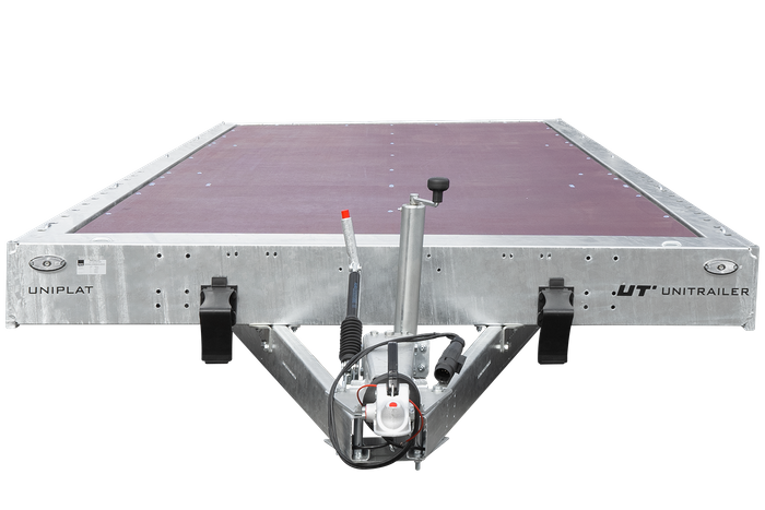 dépanneuse unitrailer uniplat 600/3 s à trois essieux 600×215 3500 kg - Laty Machine dépanneuse unitrailer uniplat 600/3 s à trois essieux 600×215 3500 kg