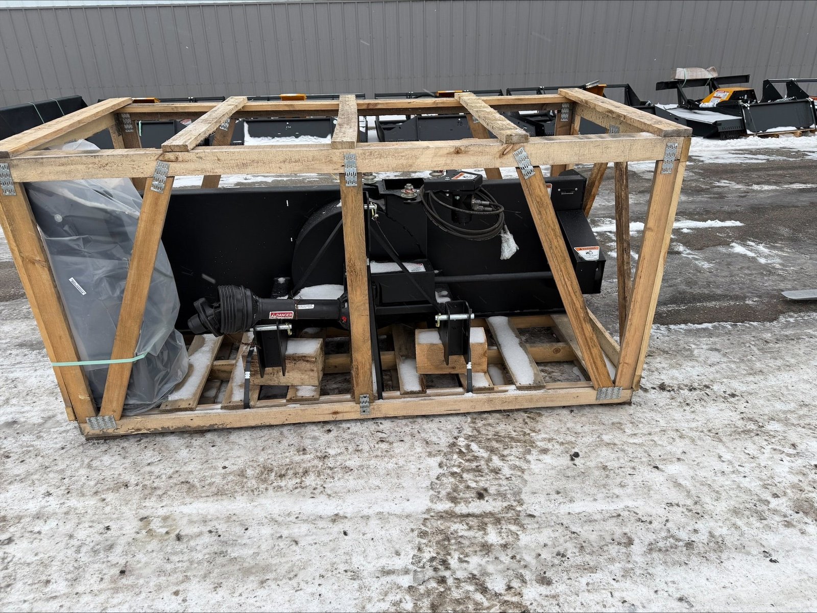 certified used1899 84" ez snow away 825rm w/hyd chute rotate & hyd deflector ,995 +freight - Laty Machine certified used1899 84" ez snow away 825rm w/hyd chute rotate & hyd deflector $6,995 +freight