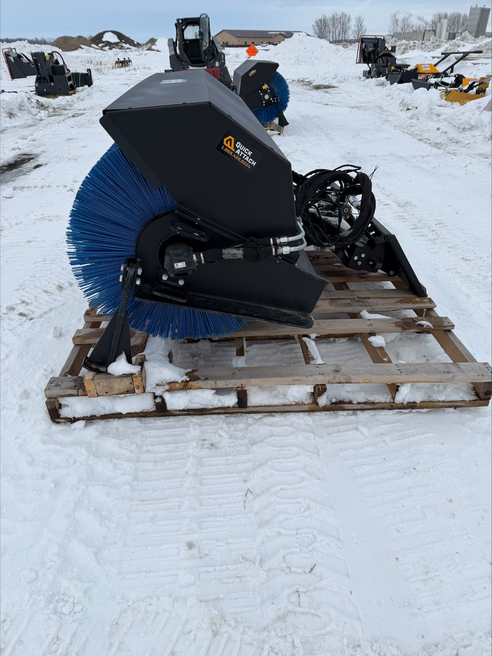 certified used1913 84" angle broom hd w/hydraulic angle ,695 + freight - Laty Machine certified used1913 84" angle broom hd w/hydraulic angle $6,695 + freight
